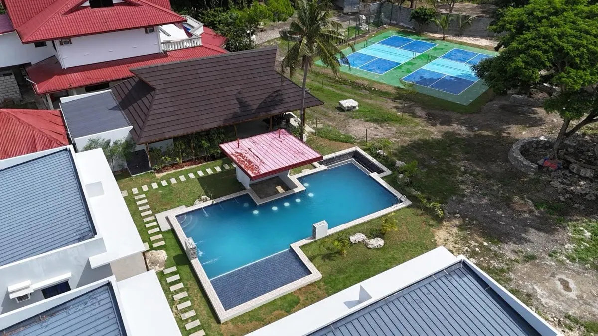 Bluewaves Hostel & Villa Panagsama, Panagsama, Moalboal.