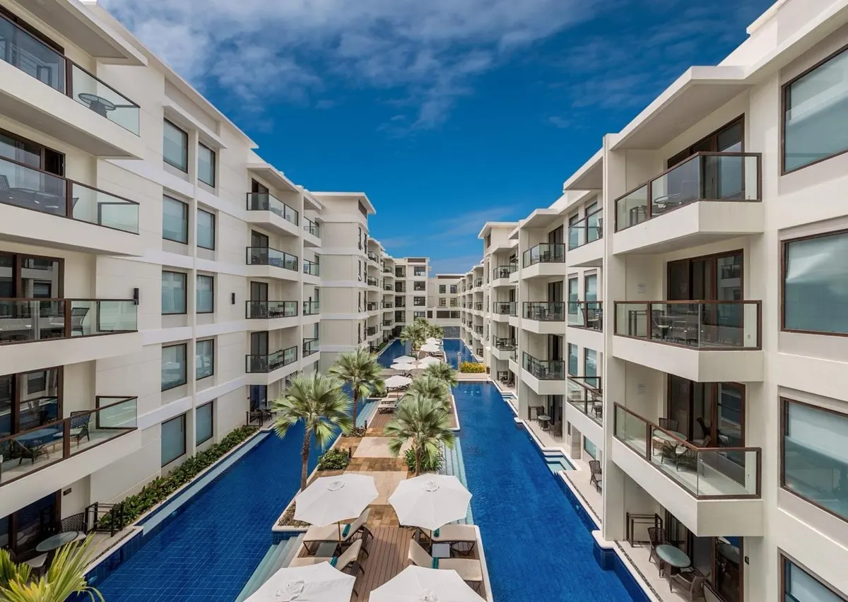 Henann Prime Beach Resort, Station 1, Boracay.