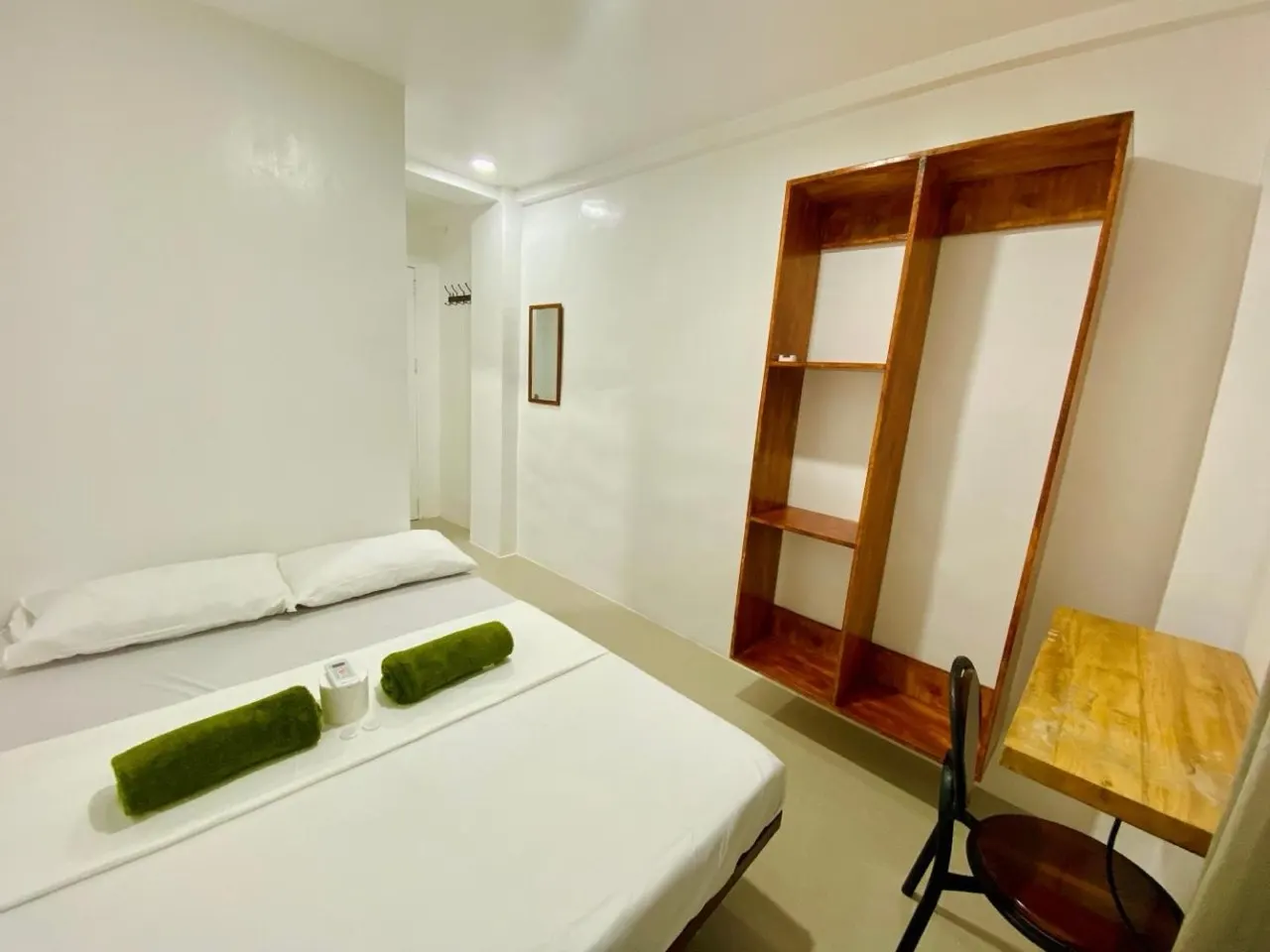 Laguno Hostel and Guest House, Moalboal town, Moalboal.