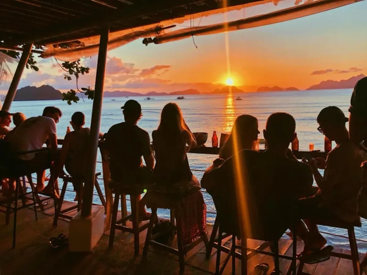 Outpost Beach Hostel, Corong-Corong, El Nido.