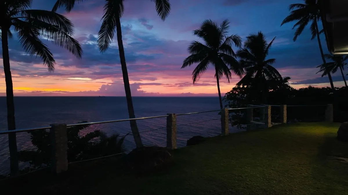 Tongatok Cliff Resort, Tongatok Bay, Camiguin.